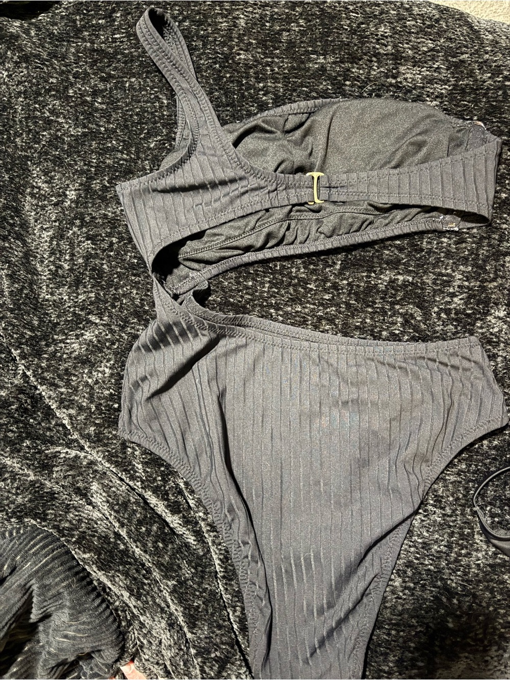 One-Shoulder Ribbed Bikini Set - black - Picture 2 of 3